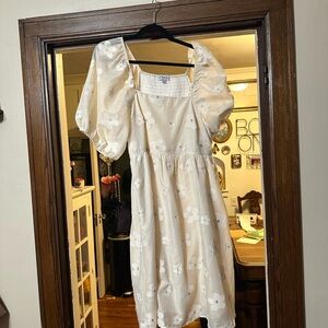 Polagram Cream Floral Midi Dress